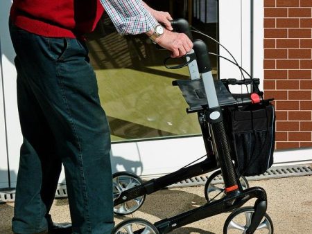 Why Home Health Care Pros Need Malpractice Insurance