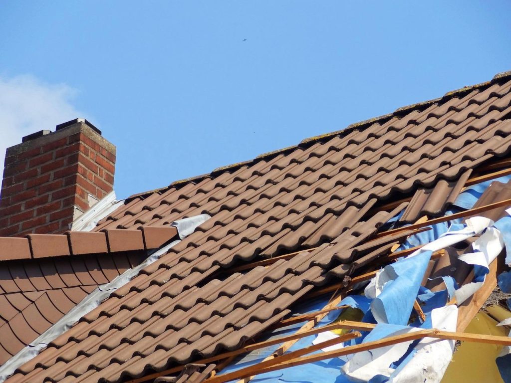 When Storms Strike: How Weather Wrecks Insurance Claims